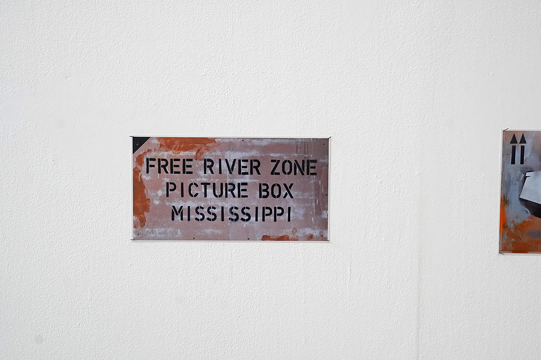 Free River Zone Picture Box, Mississippi